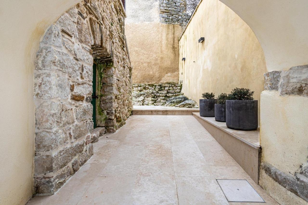 Casa Amelia In Pićan Exterior foto
