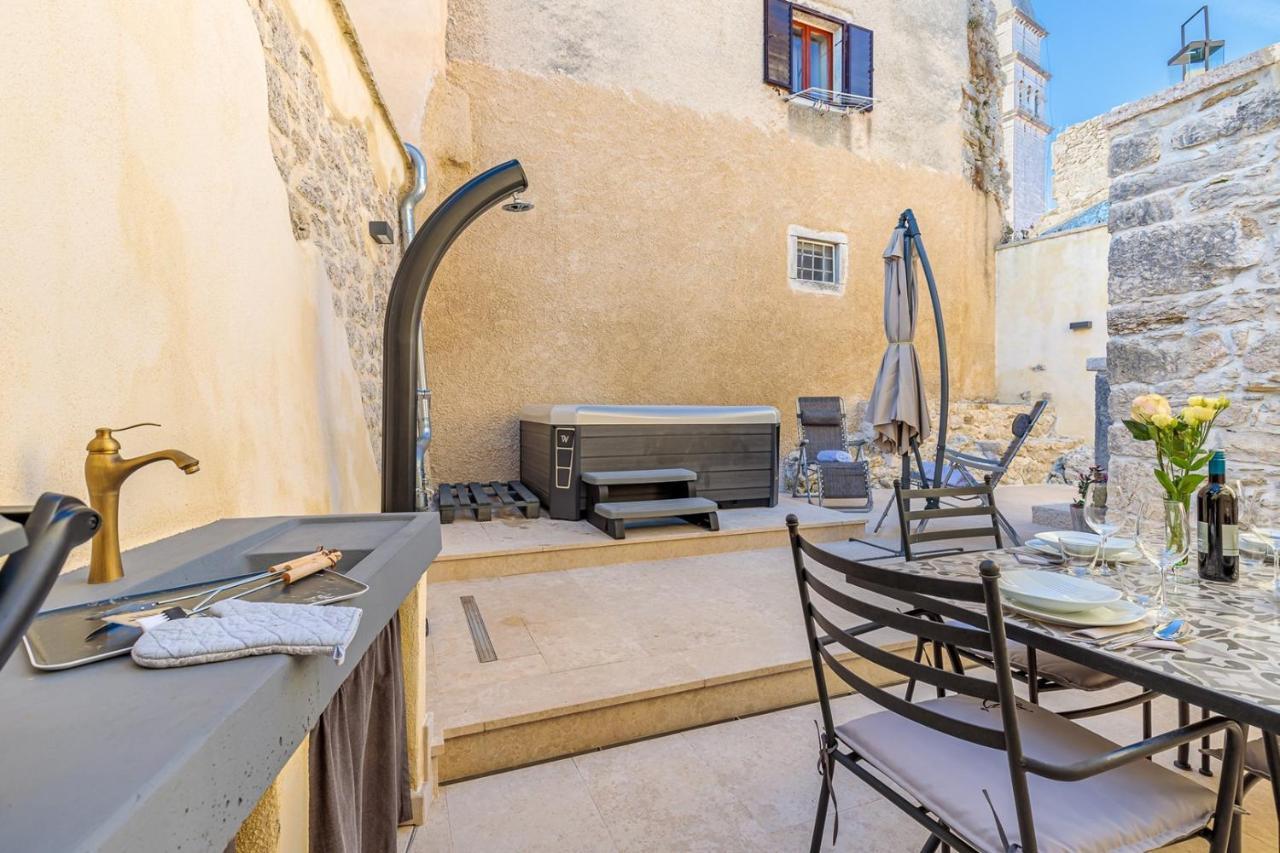 Casa Amelia In Pićan Exterior foto
