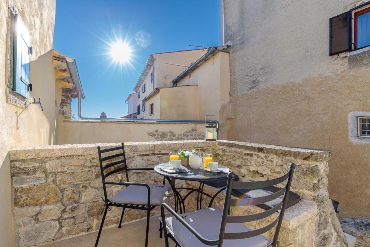 Casa Amelia In Pićan Exterior foto